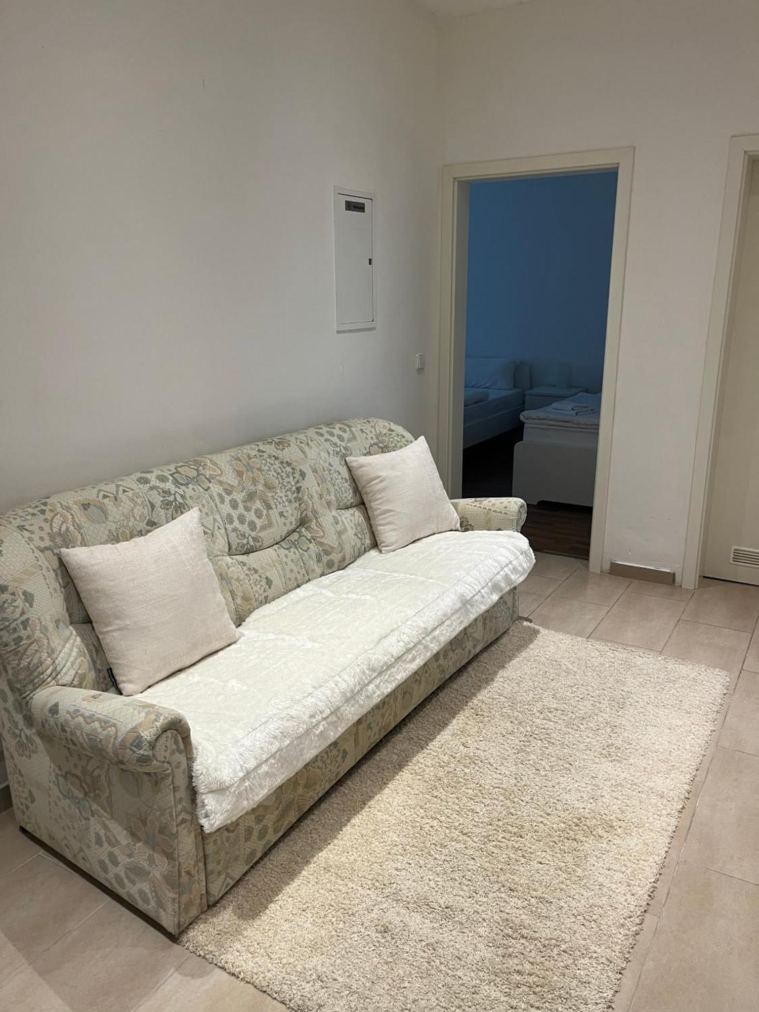 Messe 1 Apartment