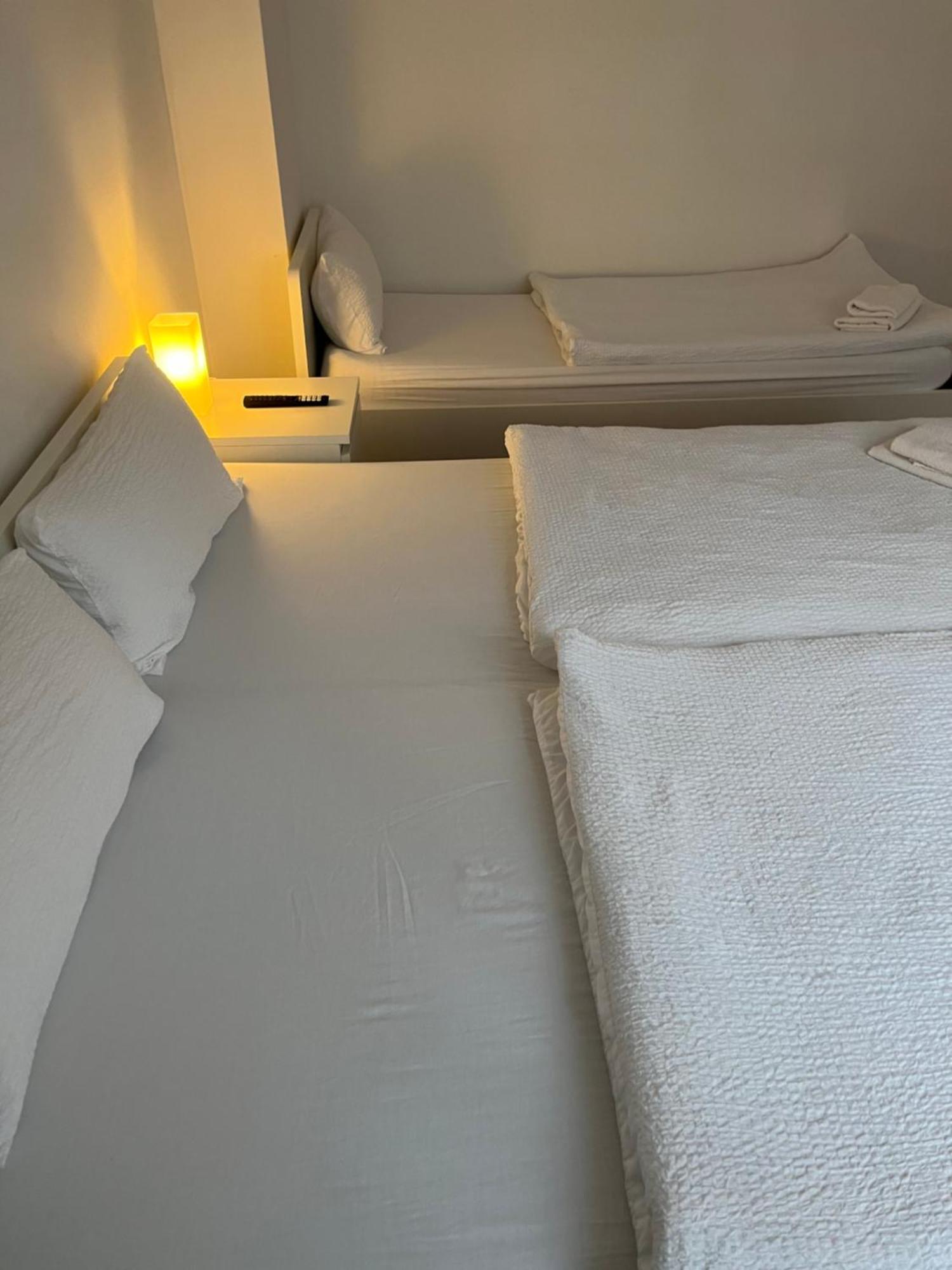 Apartment Messe 1
