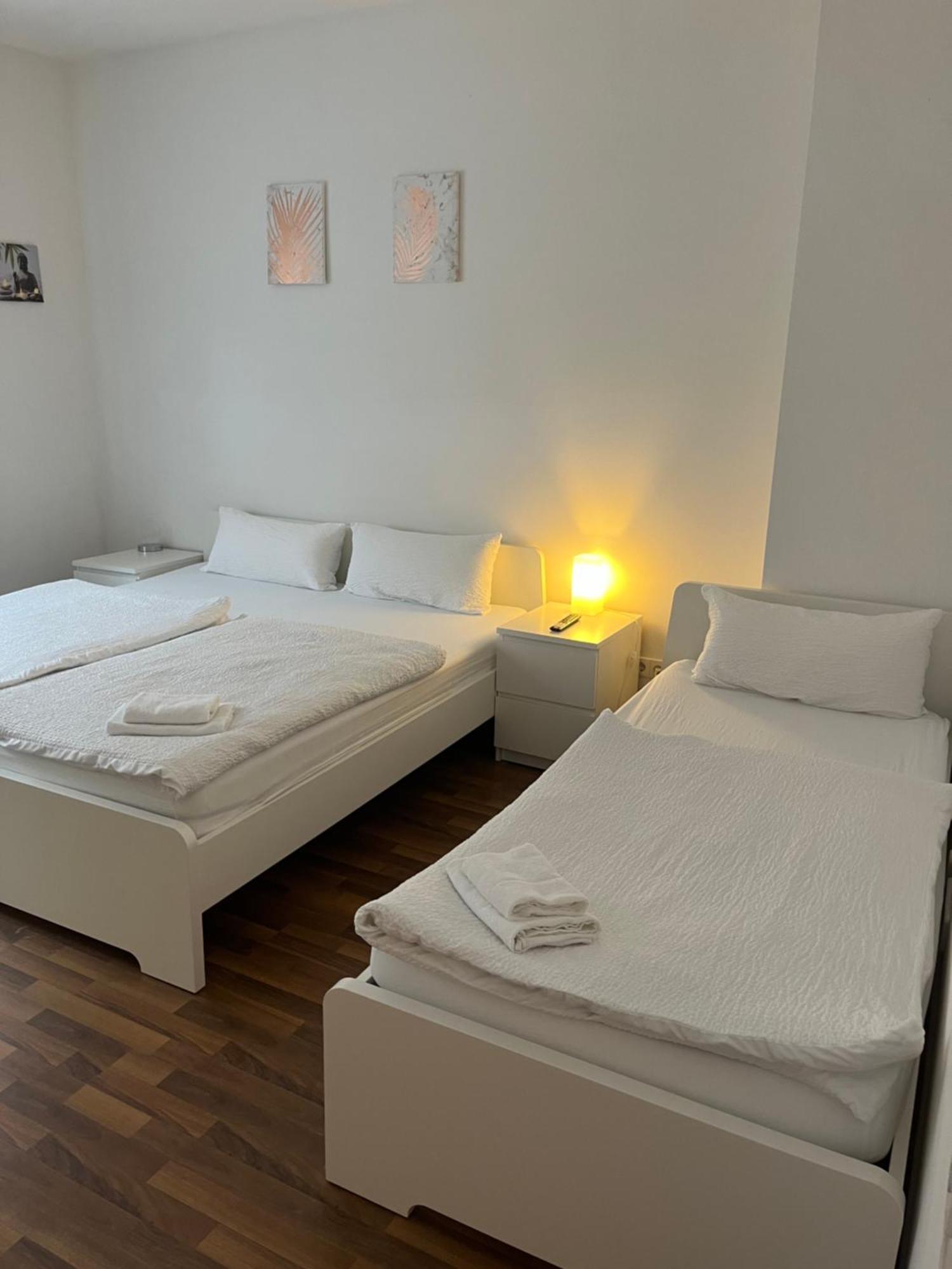 Messe 1 Apartment